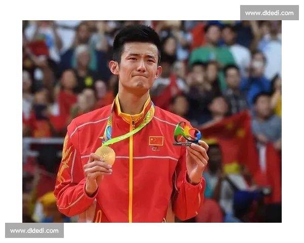 泪水与汗水铸就辉煌，羽毛球冠军榜上的传奇故事！