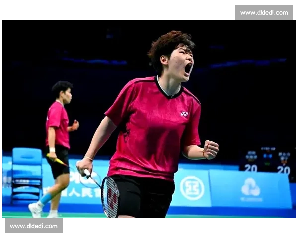 赛场之外的“羽”你有关:羽毛球装备如何引领时尚潮流 赛场之外的“羽”你有关:羽毛球装备如何引领时尚潮流