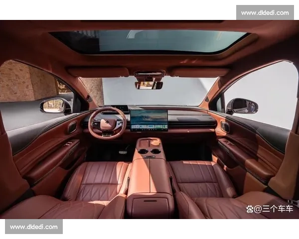 从外观到内饰，全方位深度改装，这辆车彻底“变了”